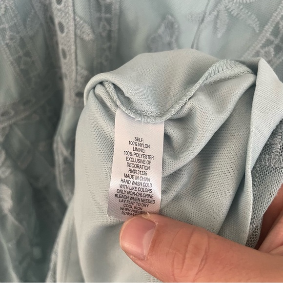 Socialite Plunging Lace Romper Jumpsuit Green Mine Women's Size Large NWT - Picture 10 of 14